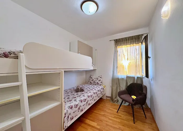 Katarina By Interhome Apartman Vantačići